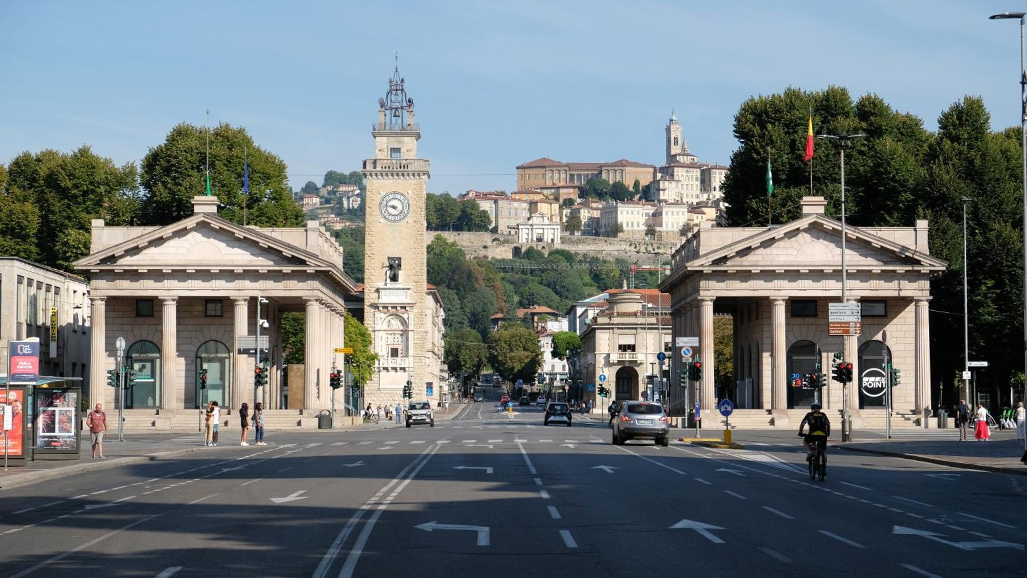 Nxt Station Deluxe Apartment Bergamo Dış mekan fotoğraf